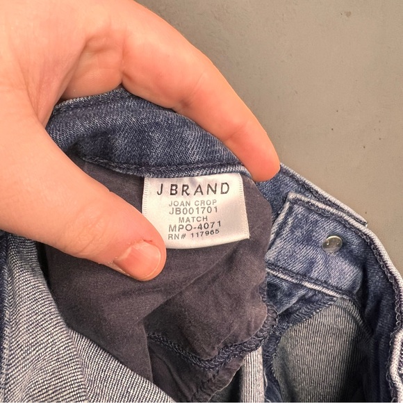 J Brand Joan Crop High Rise Dark Wash Jeans 24 - Picture 7 of 8